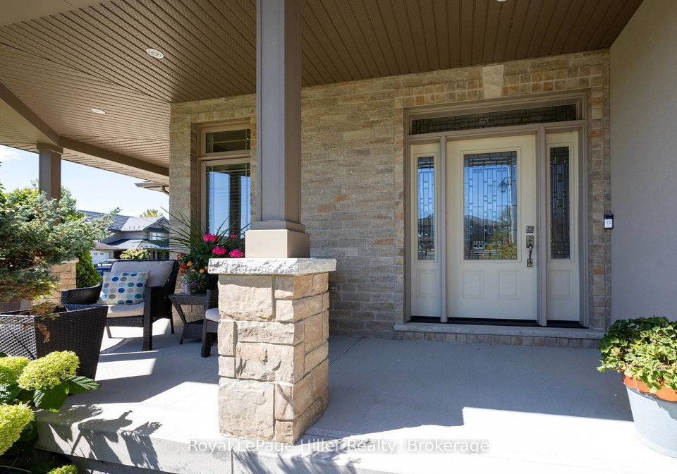 2-findlay-place-stratford-ontario-x13813282