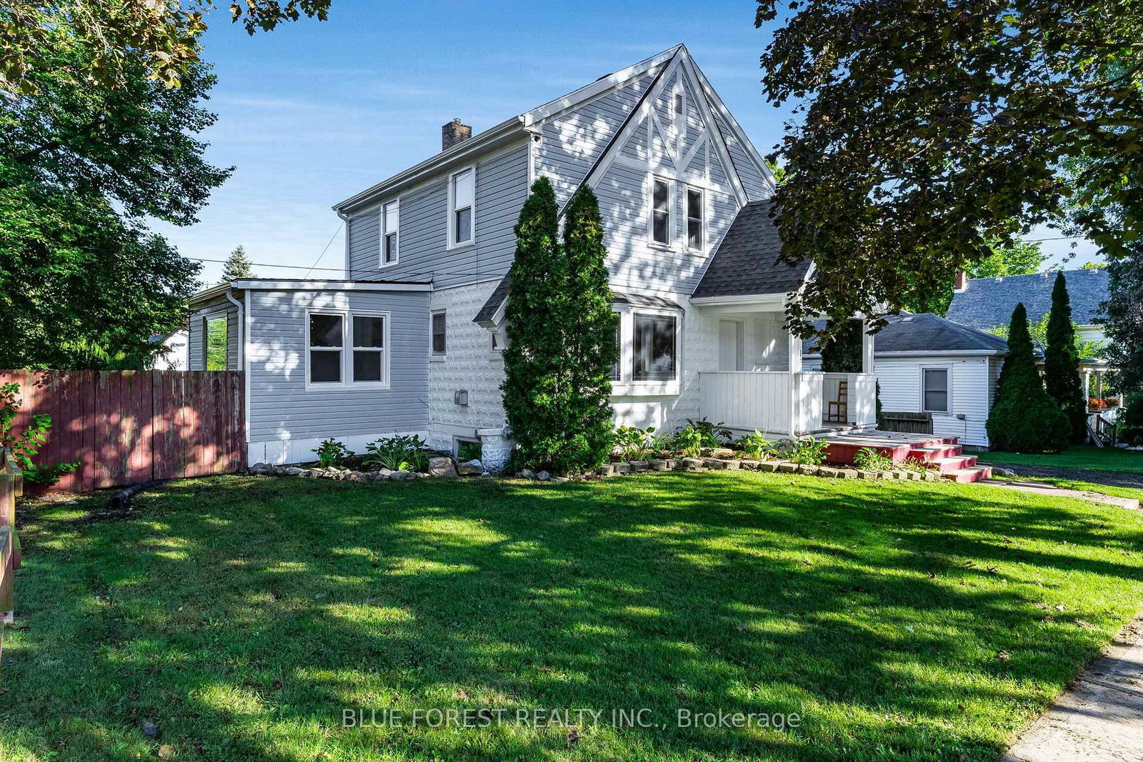 16-york-street-e-chatham-kent-ontario-x13813318