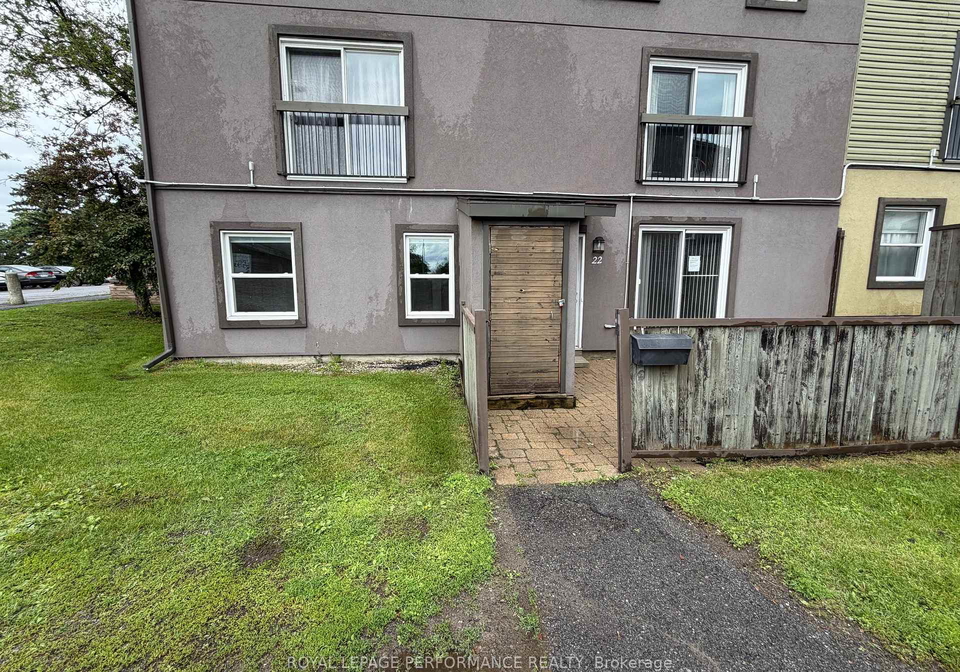 1250-mcwatters-road-ottawa-ontario-x13813694