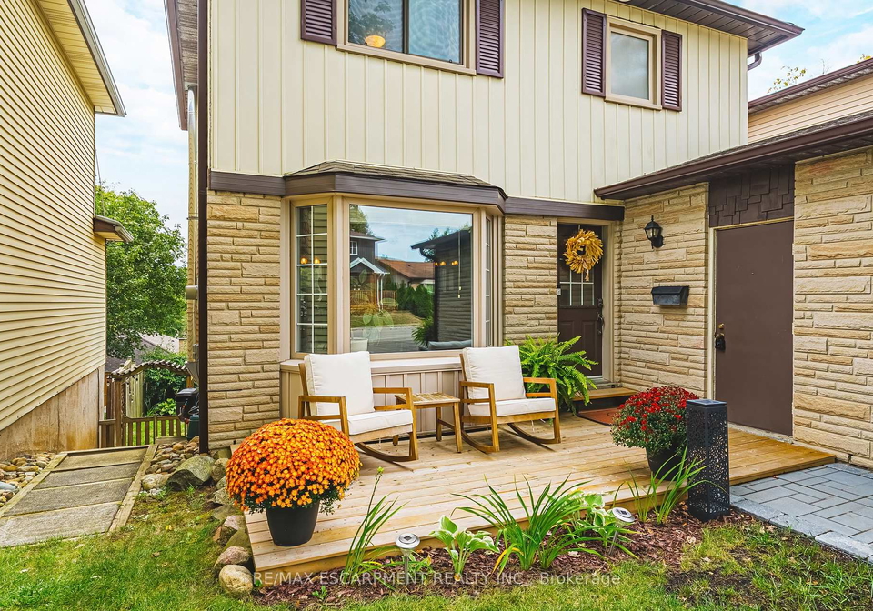 19-hillsdale-court-hamilton-ontario-x13813736