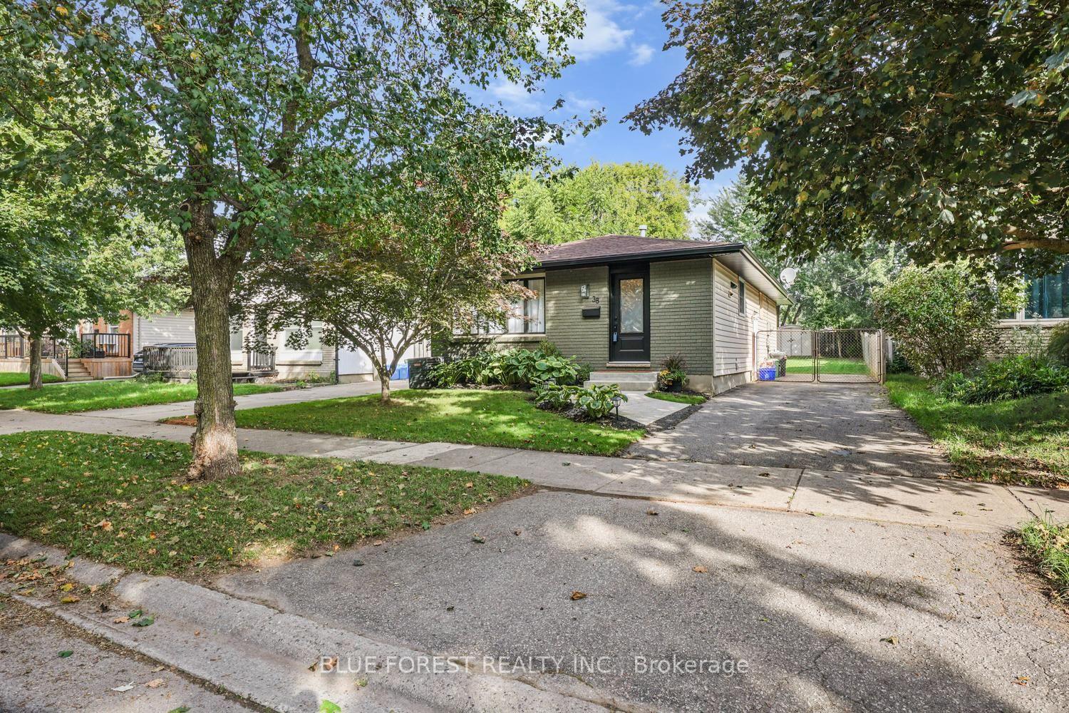 38-stroud-crescent-london-south-ontario-x13813850
