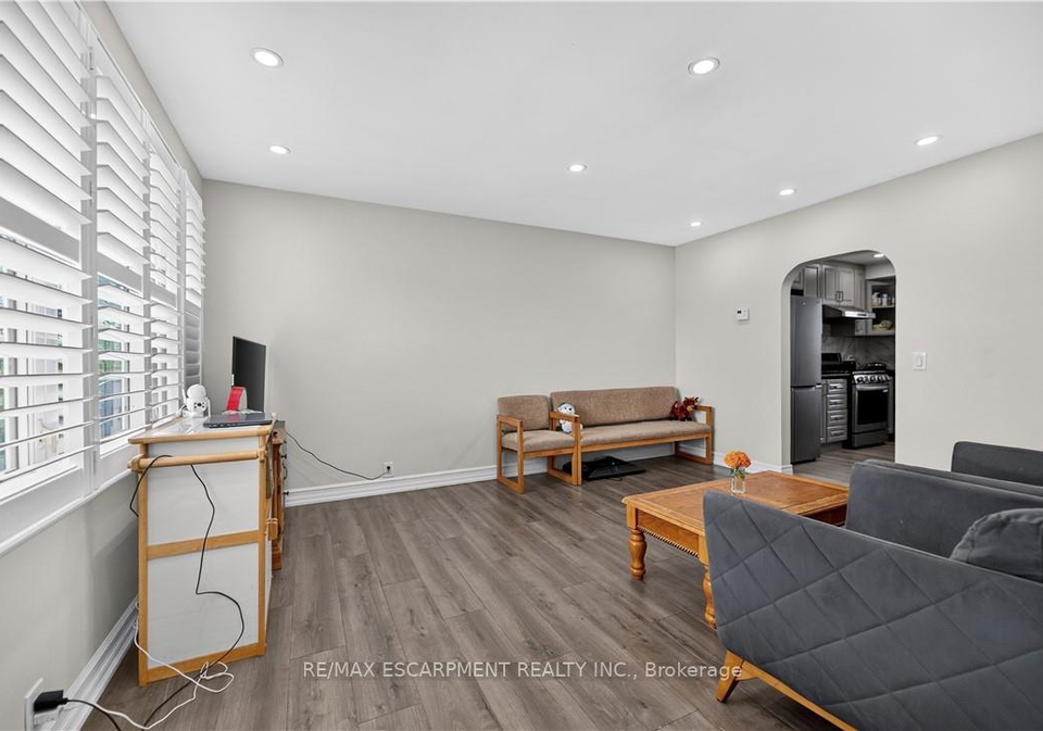 685717-hwy-2-woodstock-ontario-x13813916