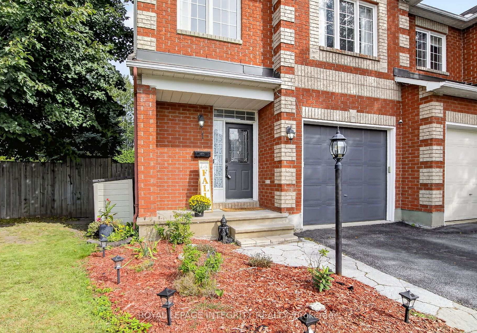 1-chantilly-gate-ottawa-ontario-x13813992