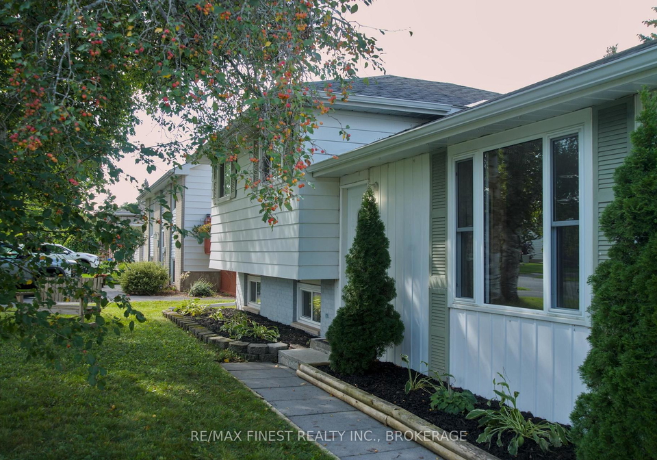773-clark-crescent-kingston-ontario-x13814036
