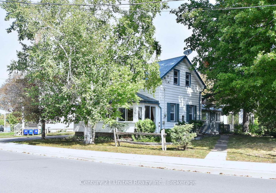 136-water-street-selwyn-ontario-x13814068