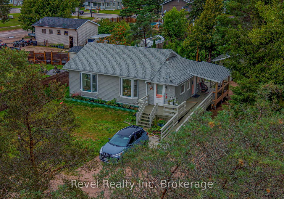 2-lincoln-avenue-south-river-ontario-x13814302