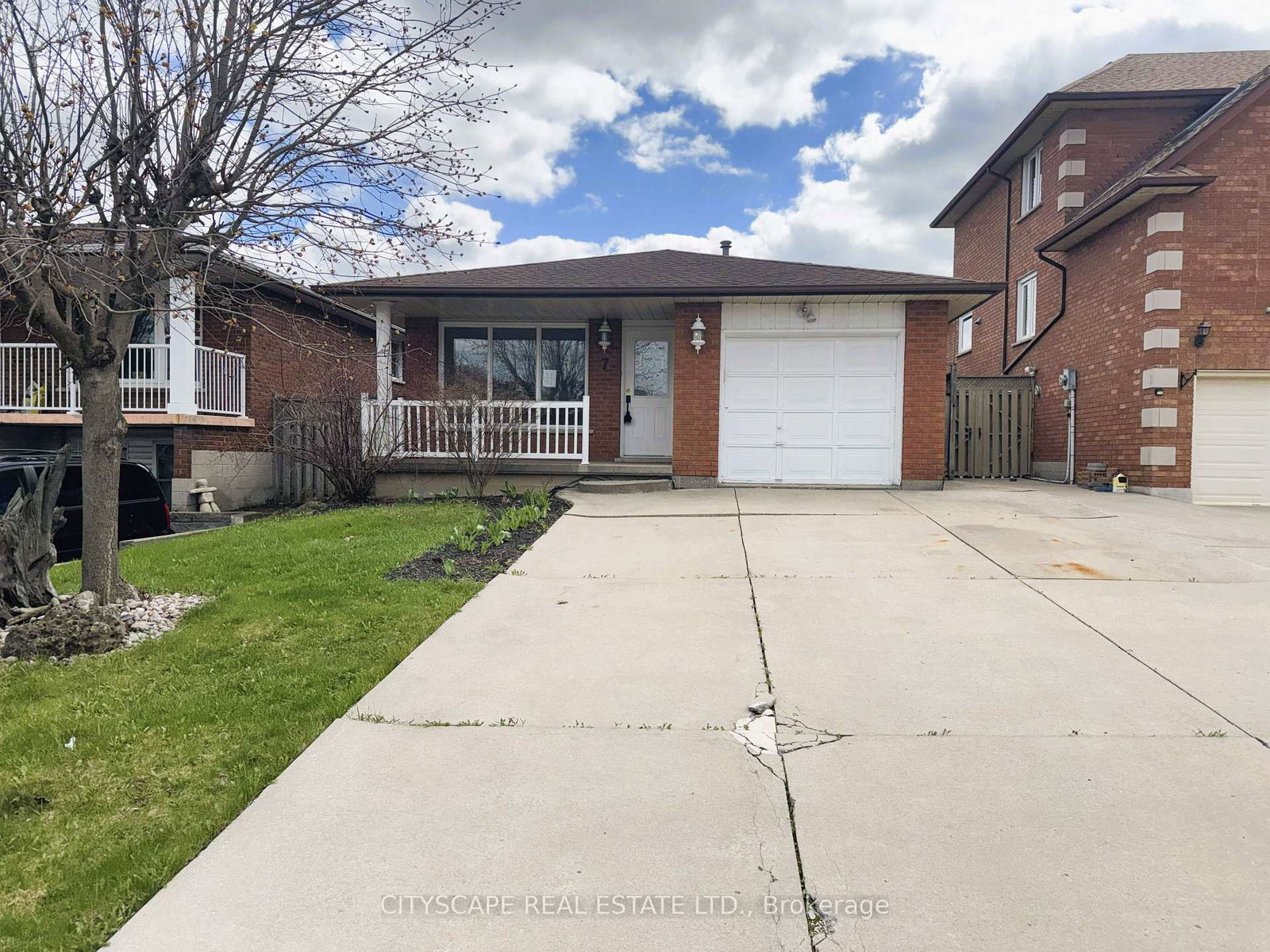 7-quincy-court-hamilton-ontario-x13814318