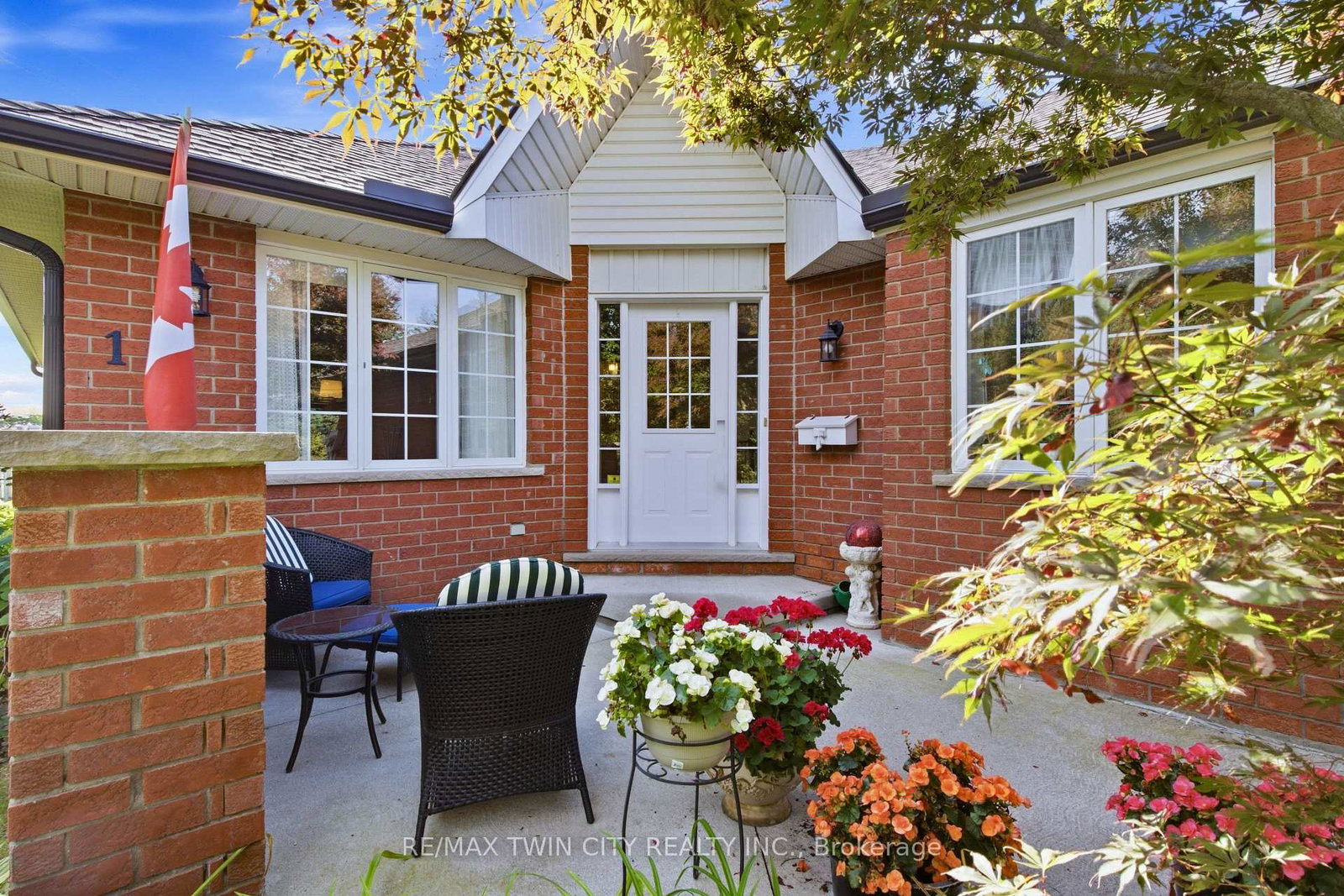 10-isherwood-avenue-cambridge-ontario-x13814394