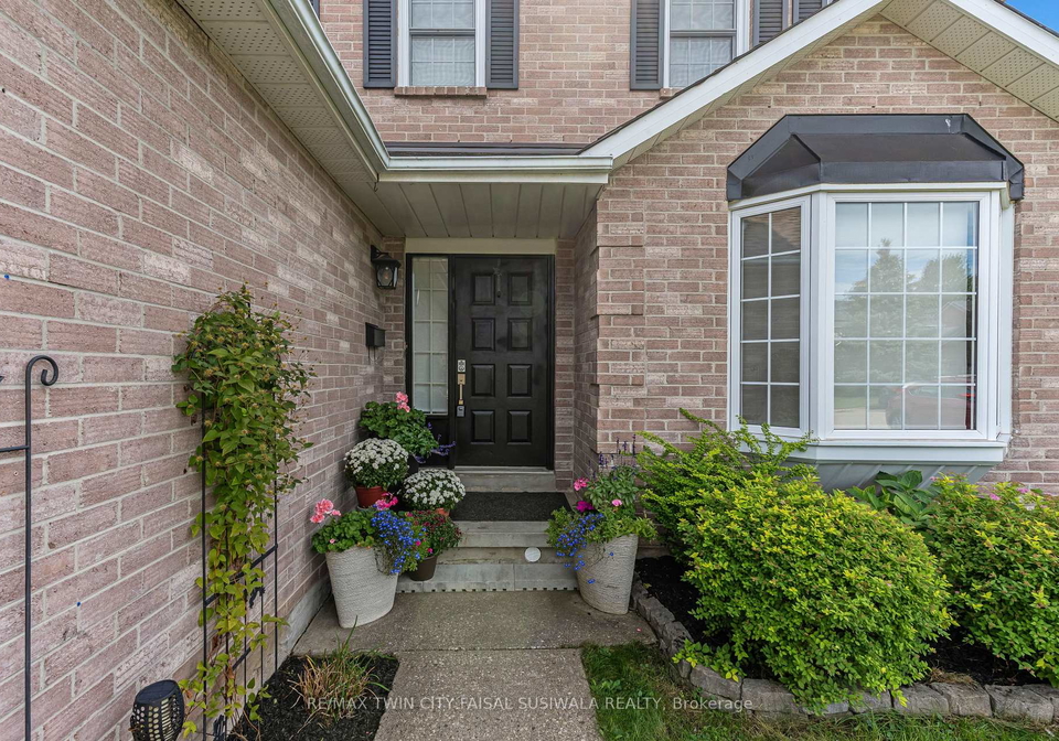 51-bayne-crescent-cambridge-ontario-x13814432