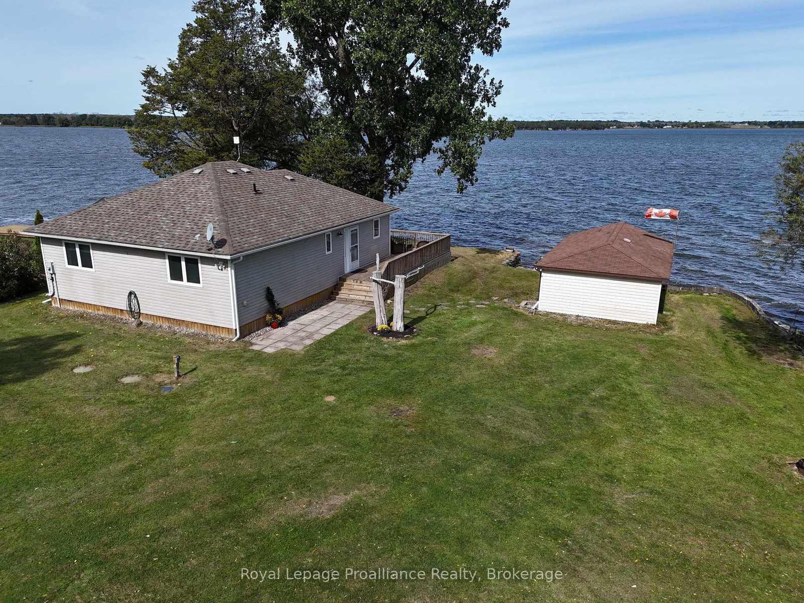 541g-south-shore-road-greater-napanee-ontario-x13814448