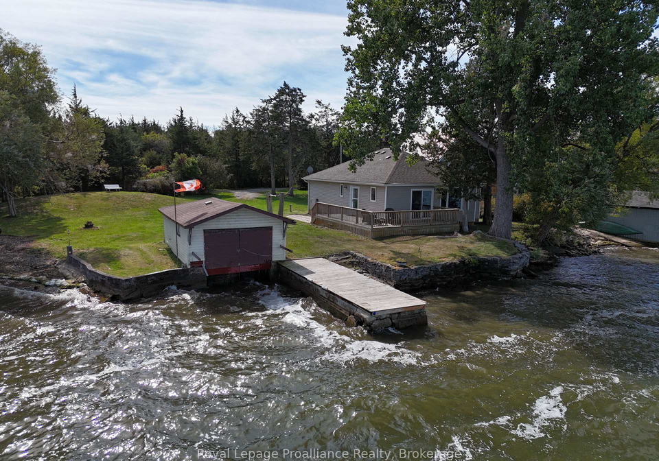 541g-south-shore-road-greater-napanee-ontario-x13814448