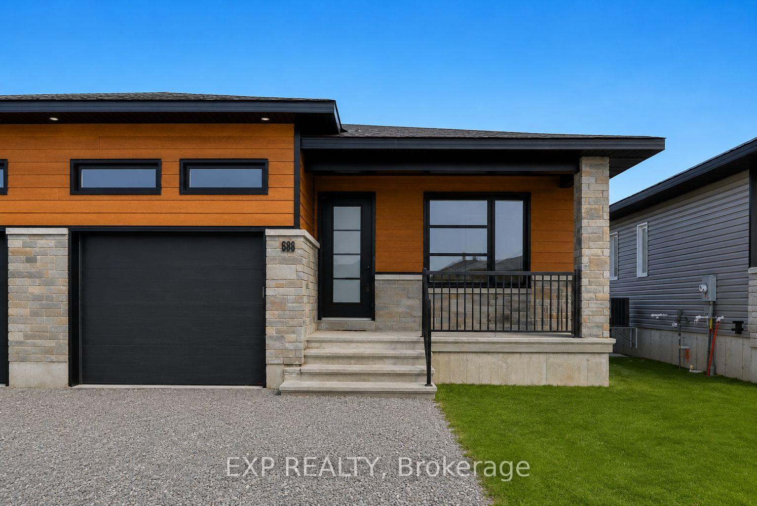 990-katia-street-the-nation-ontario-x13814720