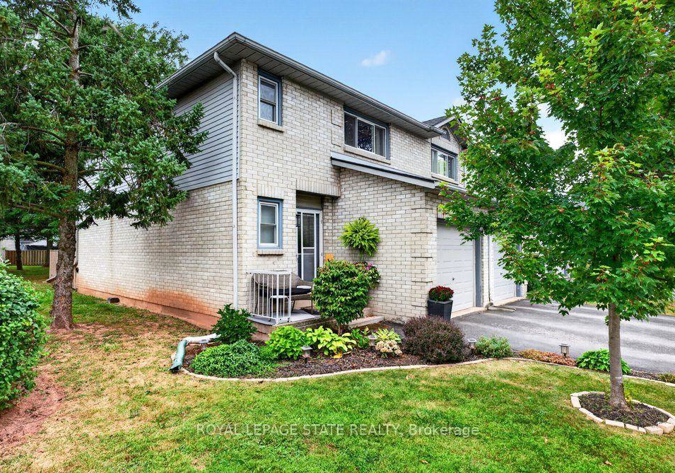 2-royalwood-court-hamilton-ontario-x13815028