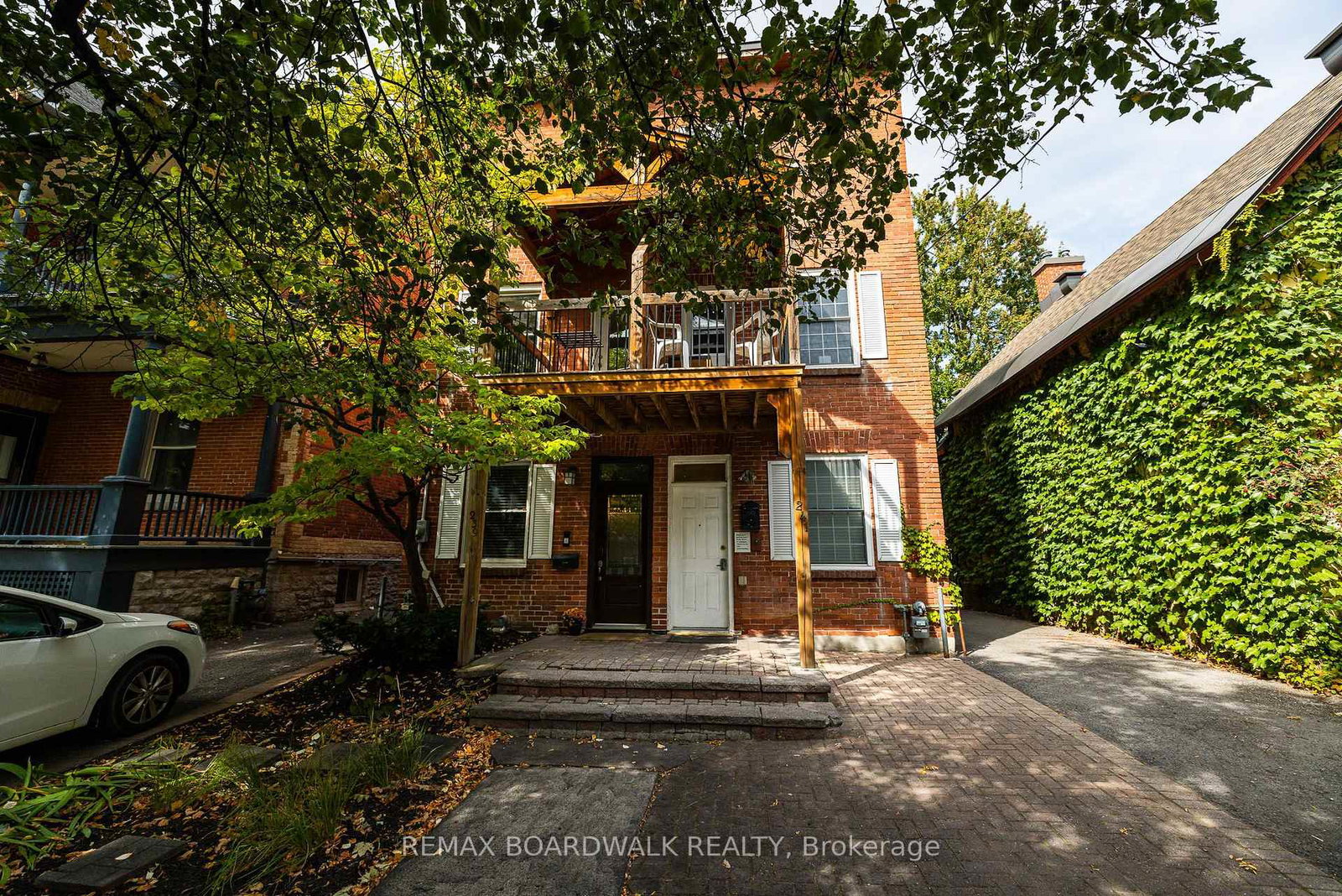 239-wilbrod-street-ottawa-ontario-x13815130