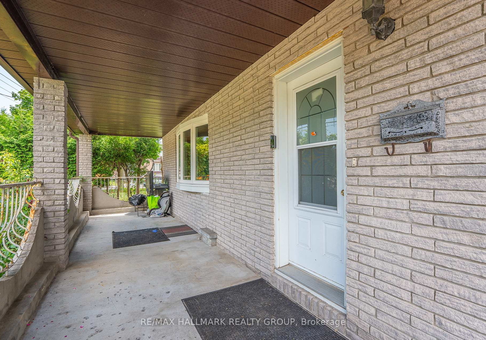 876-pinecrest-road-ottawa-ontario-x13815252
