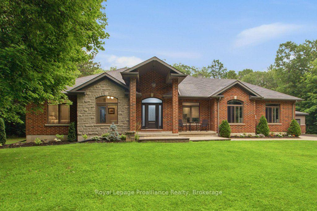 52-oak-ridge-drive-quinte-west-ontario-x13815394