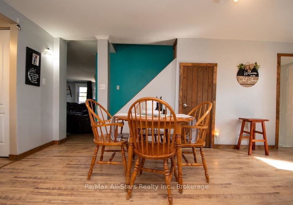 23-wolfe-street-kawartha-lakes-ontario-x13815462