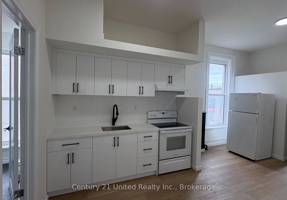 1725-hunter-street-w-peterborough-ontario-x13815472