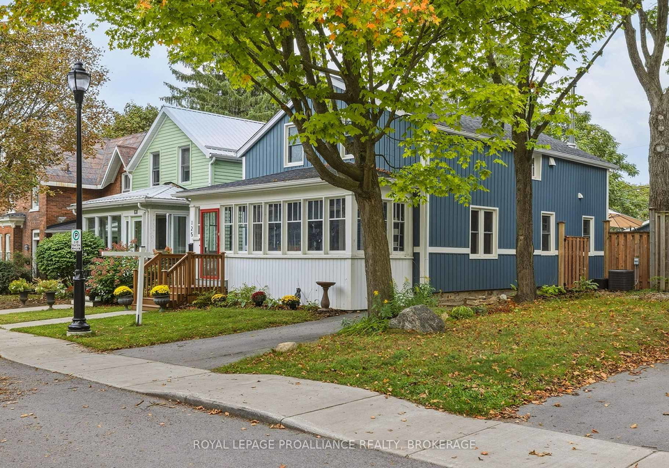 125-pine-street-gananoque-ontario-x13815492