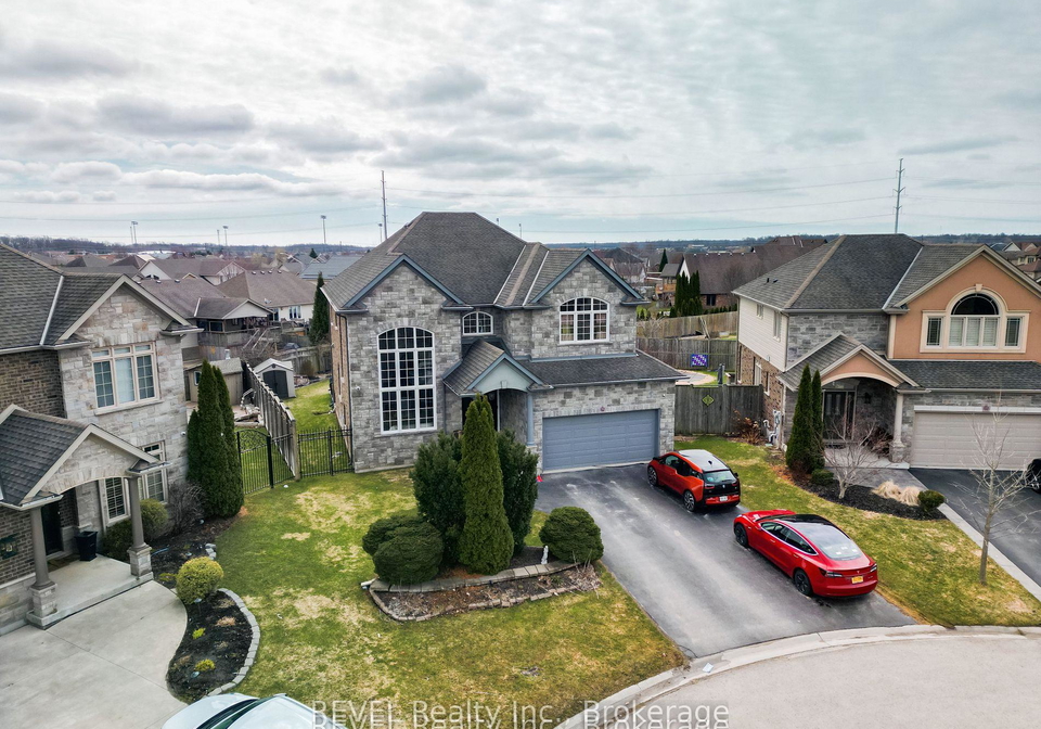 6600-richard-crescent-niagara-falls-ontario-x13815650