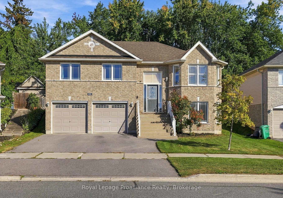 82-parcells-crescent-peterborough-ontario-x13815748
