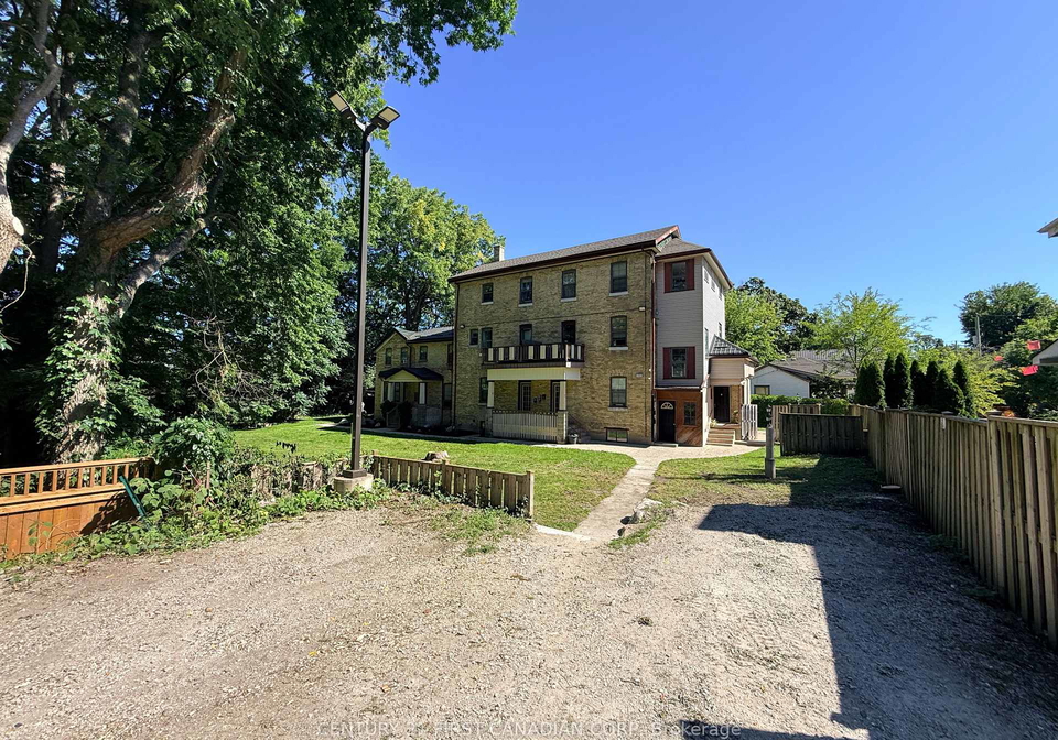 1-waverley-place-london-east-ontario-x13815762
