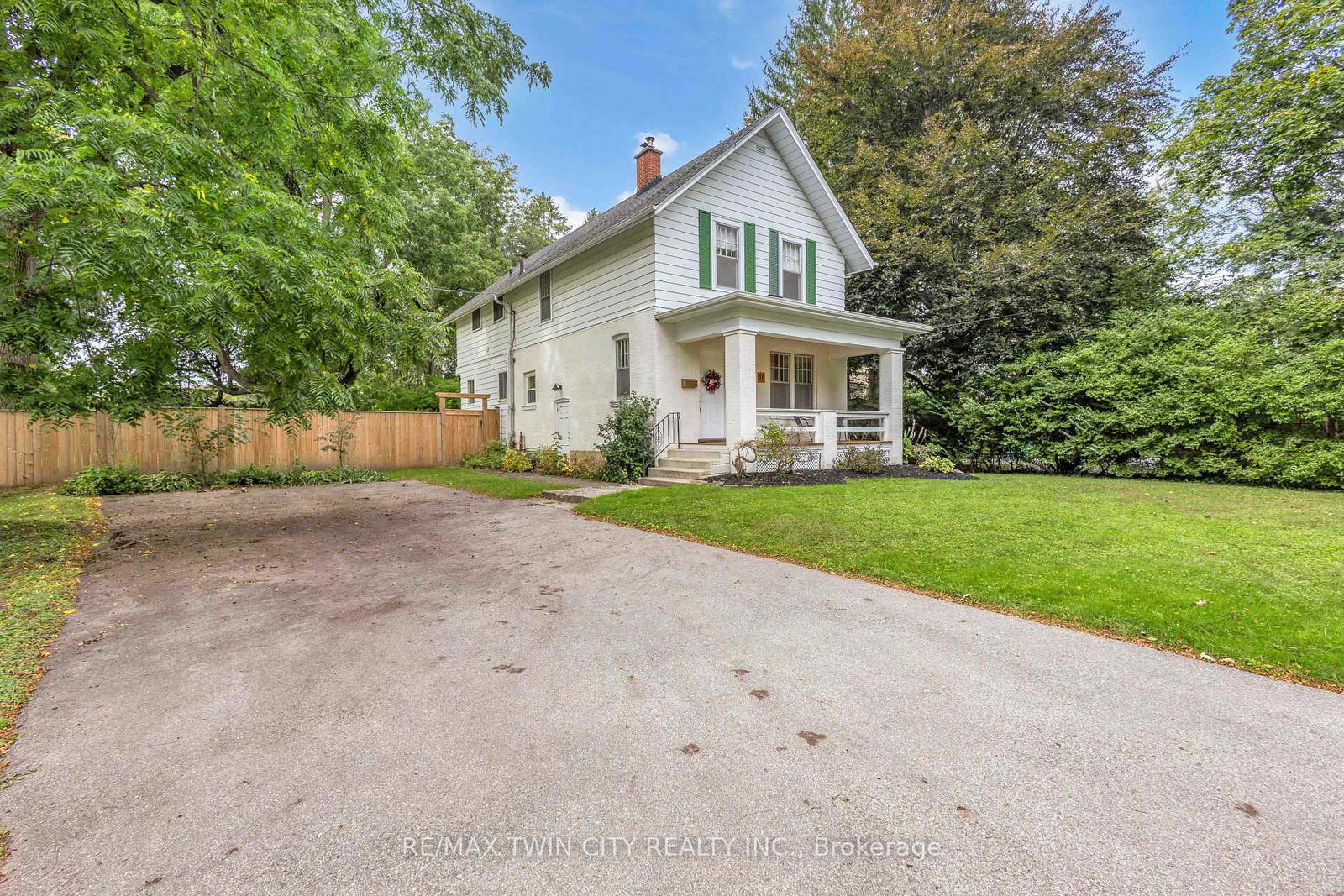 11-tutela-heights-road-brantford-ontario-x13816154