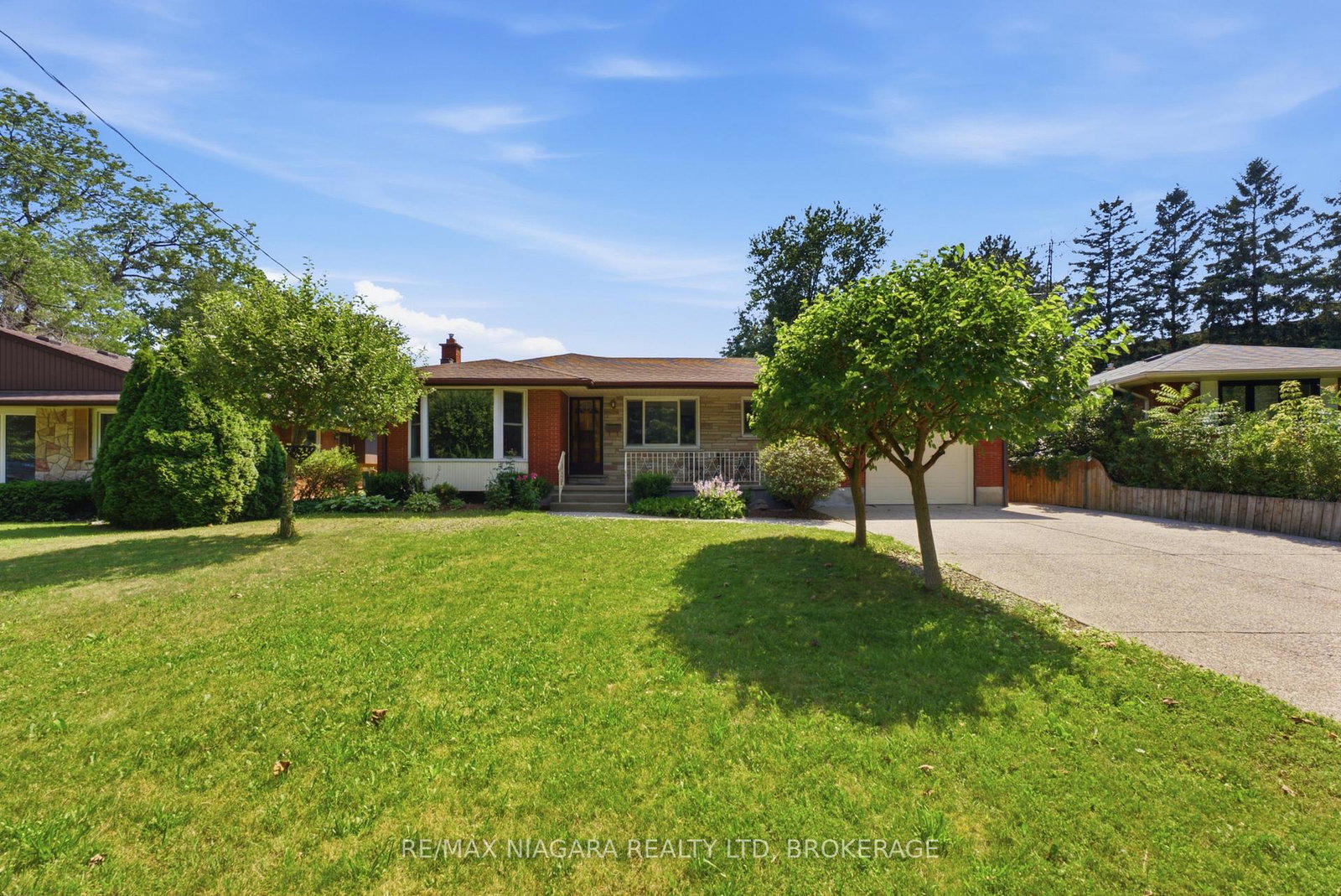 11-richelieu-drive-st-catharines-ontario-x13816356