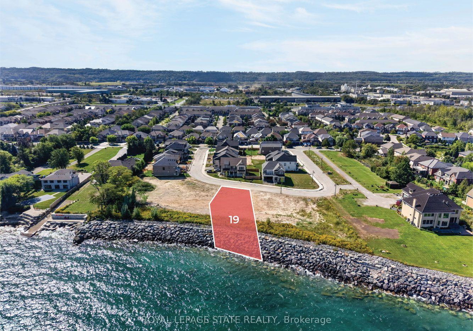 100-watershore-drive-hamilton-ontario-x13816444