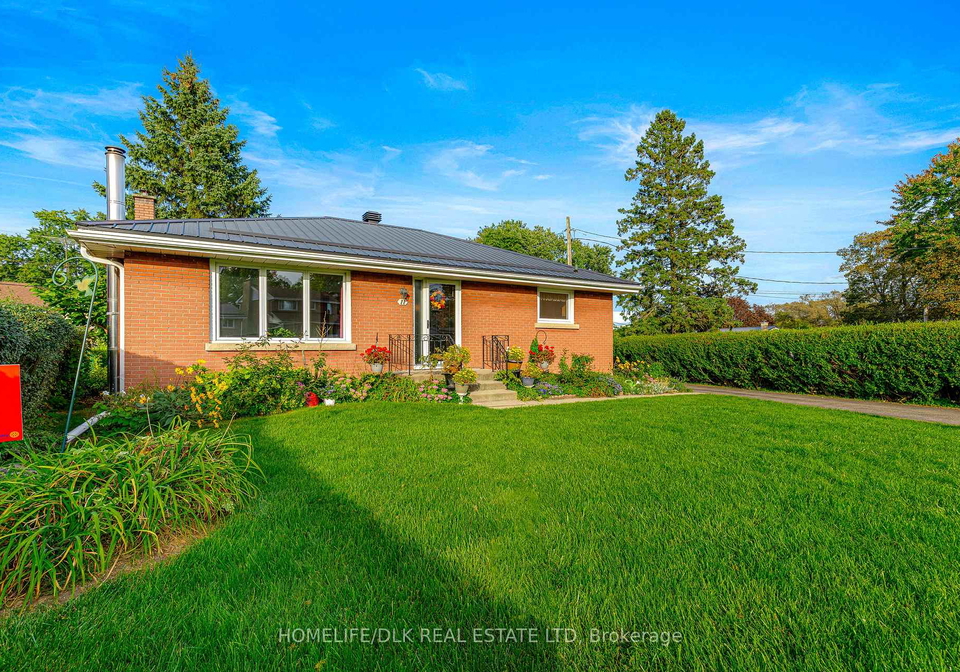 11-fairmont-place-brockville-ontario-x13816512