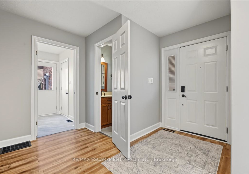 141-race-street-brant-ontario-x13816648