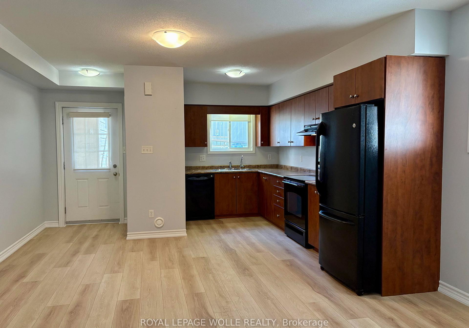 50-howe-drive-kitchener-ontario-x13816730