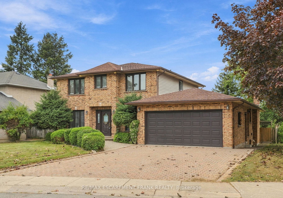 4-nellida-crescent-hamilton-ontario-x13816798
