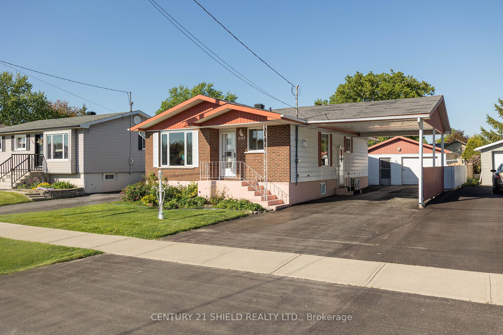 1107-grand-avenue-cornwall-ontario-x13816900