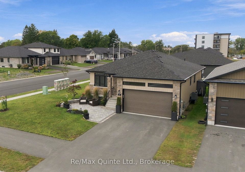 61-hastings-park-drive-belleville-ontario-x13817490