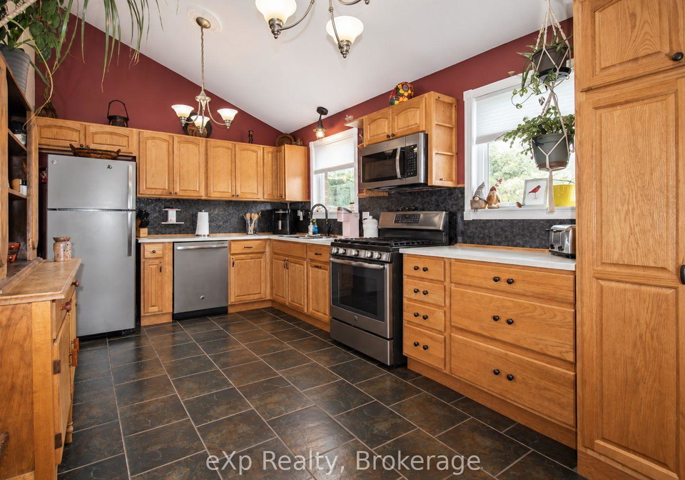 111690-grey-road-14-southgate-ontario-x13817682