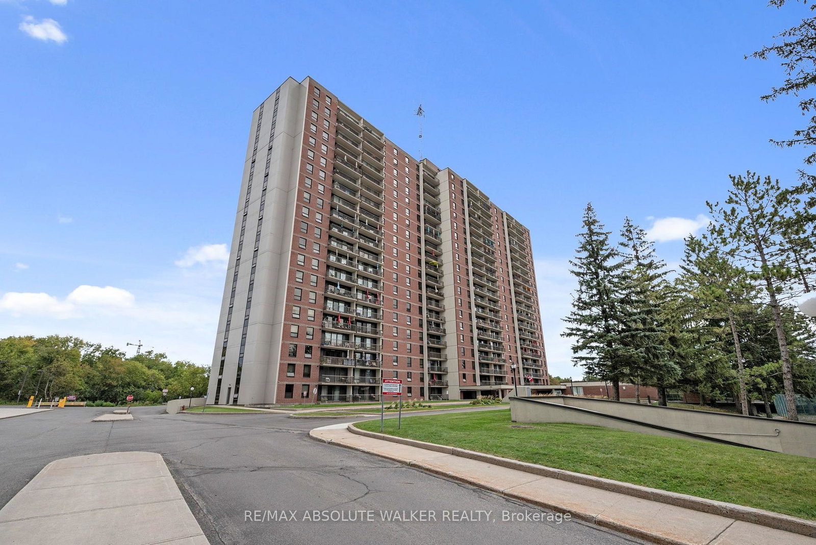 665-bathgate-drive-ottawa-ontario-x13817894