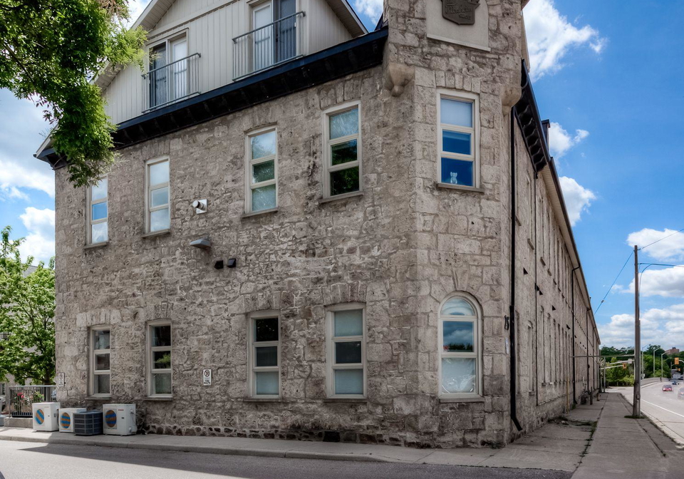 25-concession-street-cambridge-ontario-x13817920