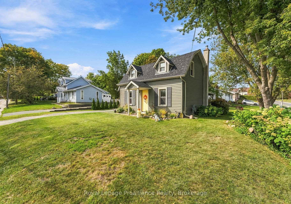 12-singleton-street-brighton-ontario-x13817954
