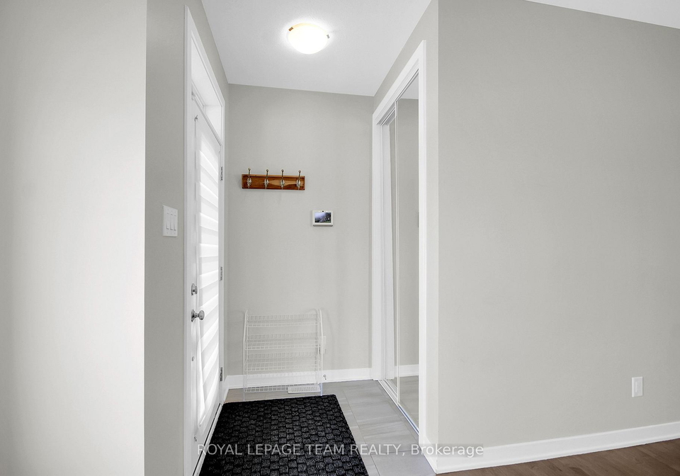 2036-elevation-road-ottawa-ontario-x13818018