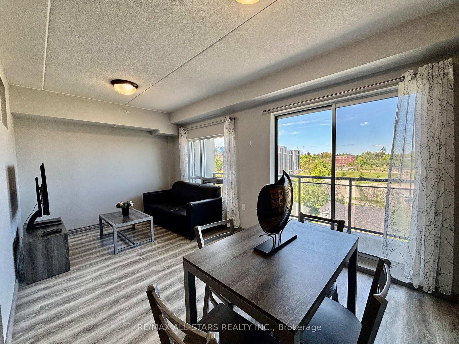 275-larch-street-waterloo-ontario-x13818390