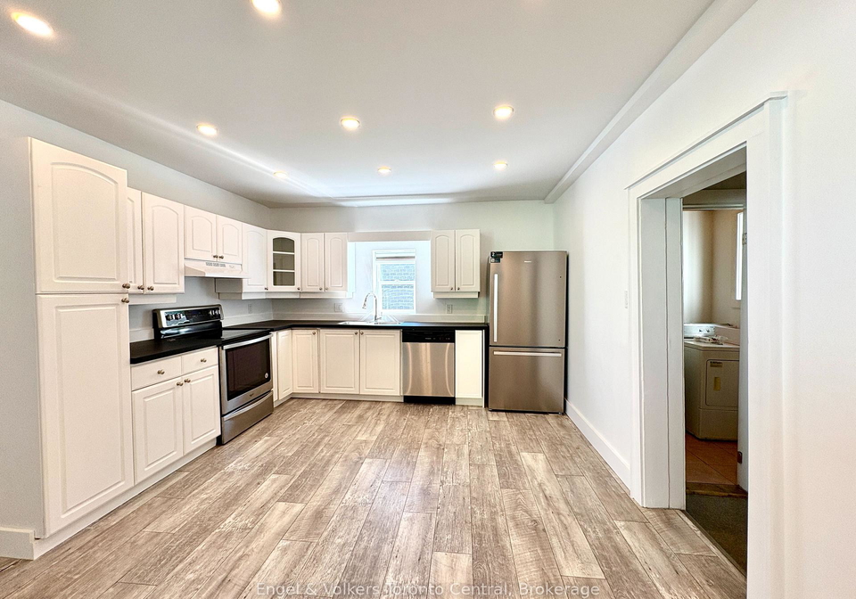 155-hughson-street-gravenhurst-ontario-x13818742
