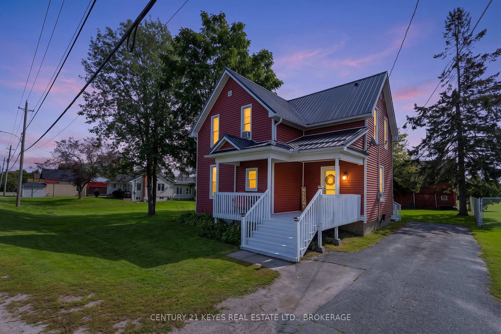 15-railway-street-lansdowne-village-ontario-x13818754