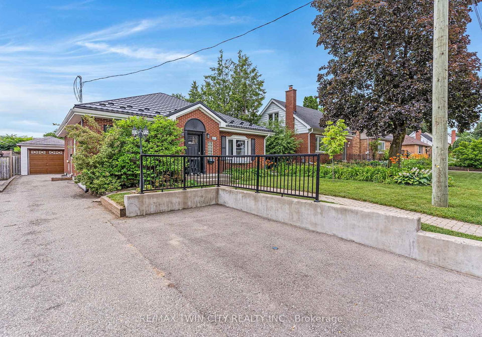 805-rockway-drive-kitchener-ontario-x13818804