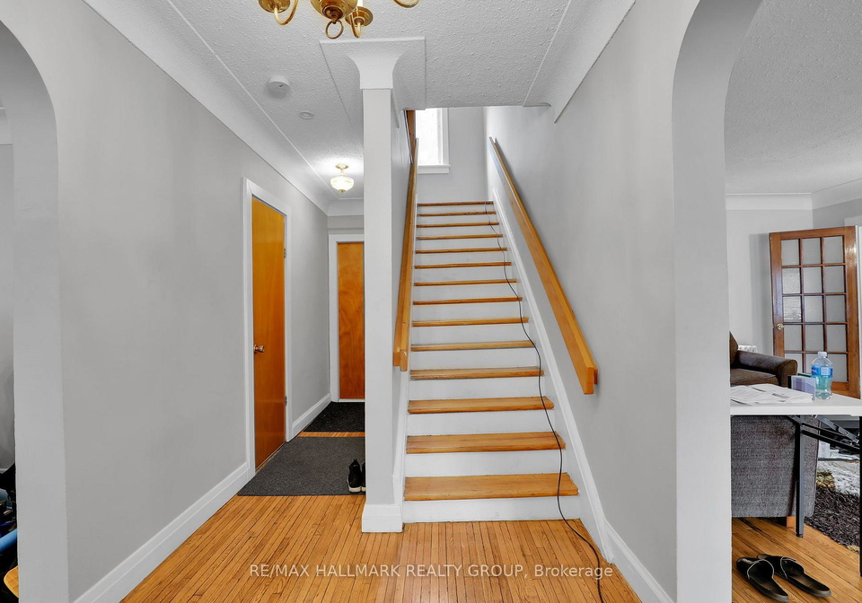 310-mona-avenue-ottawa-ontario-x13818842