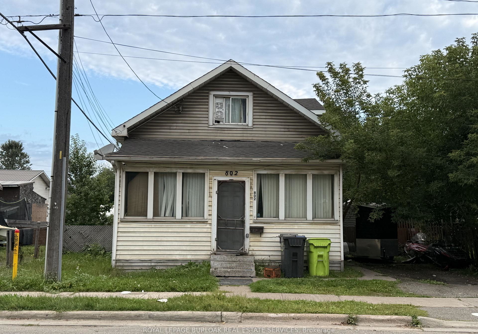 802-w-bonney-street-sault-ste-marie-ontario-x13819352