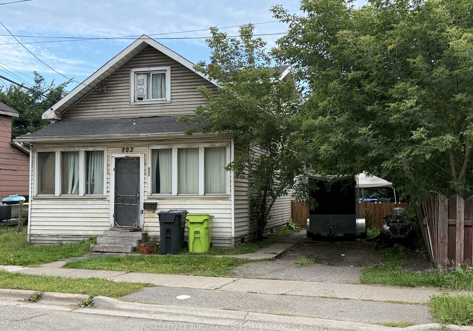 802-w-bonney-street-sault-ste-marie-ontario-x13819352