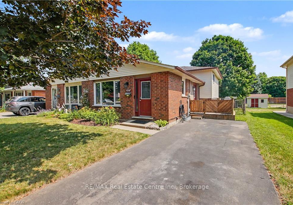 484b-red-fox-drive-waterloo-ontario-x13819892