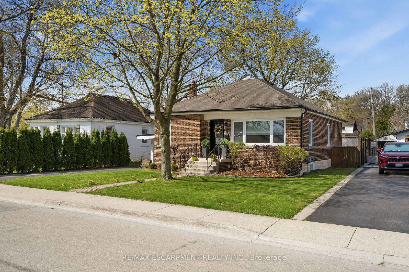 31-cameron-avenue-hamilton-ontario-x13820002