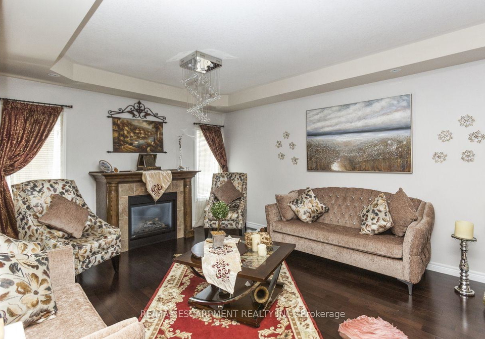 183-pelech-crescent-hamilton-ontario-x13820208